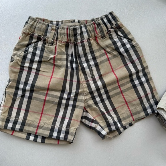 Burberry Baby kid set top shirt button down  + shorts 1/3 months Burberry beige - Picture 3 of 5